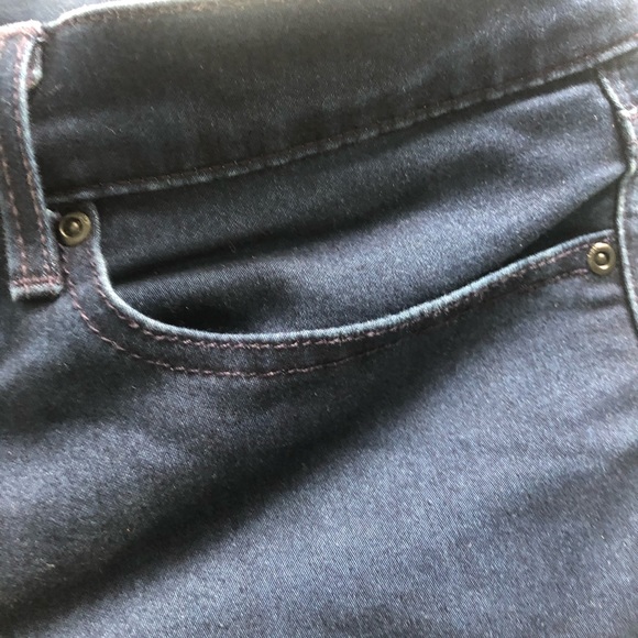 The Gap Dark Blue Stretchy Jeans - Picture 4 of 5